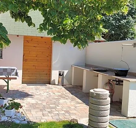 Bed and breakfast Anna-lak Dunapataj
